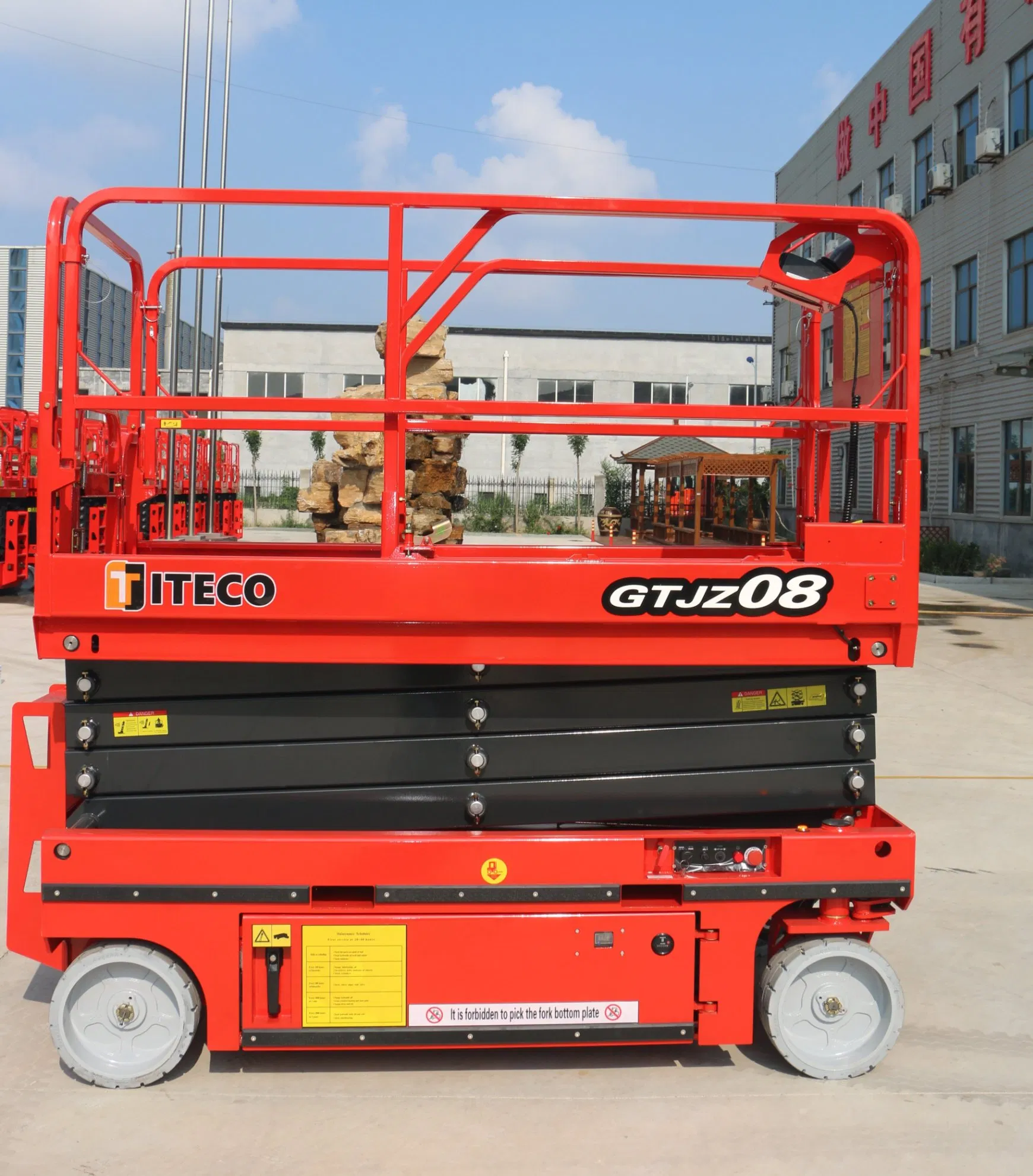 12 m Eklemli Bomlu Manlift